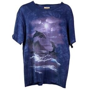 Vintage 90s the mountain Men's medium purple Graphic dolphin T-Shirt